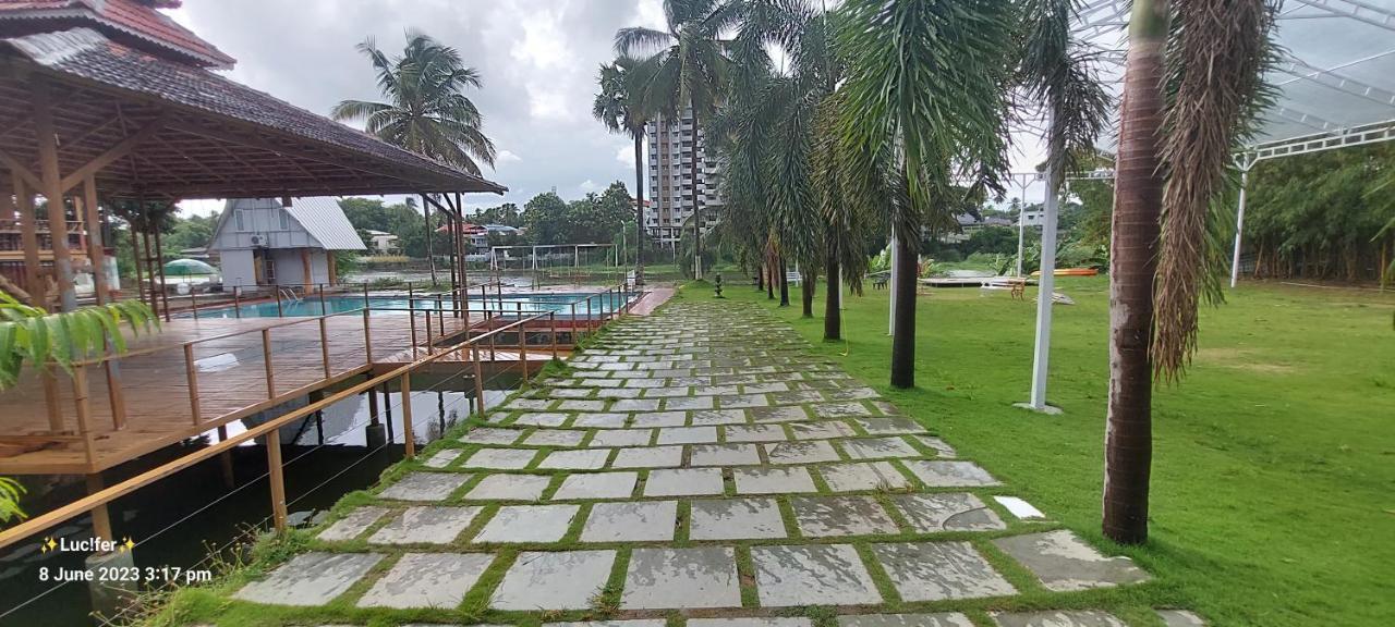 Udaya Resort Palakkad Exterior photo